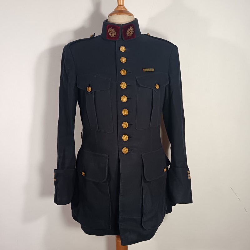 VESTE D'UNIFORME MODELE 1914 EN DRAP GRIS DE FER BLEUTE CAPITAINE MEDECIN DU DEBUT DE LA GUERRE 1914 1918